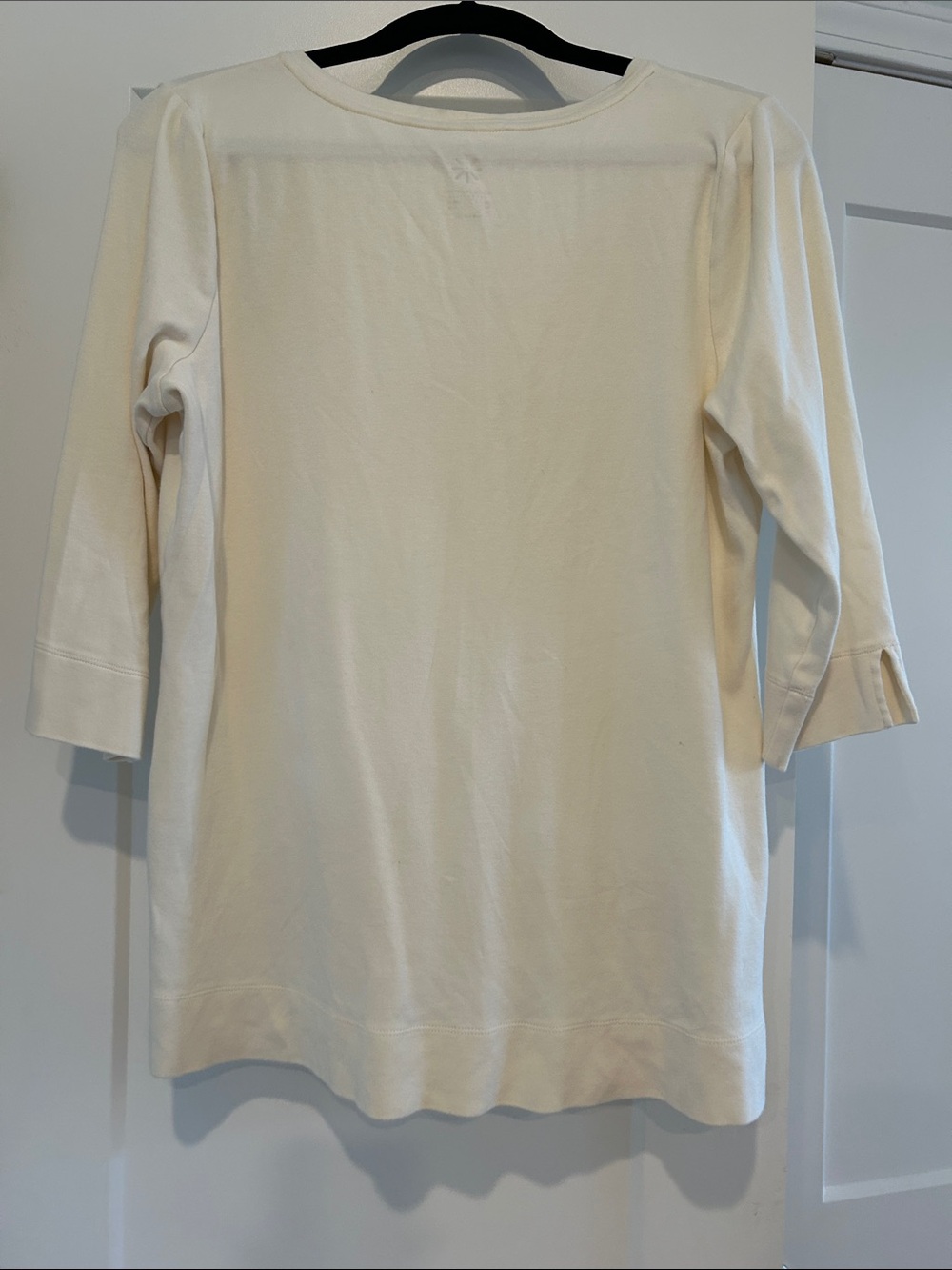 Cream V‑Neck Lightweight Layered Top High low hem Cream large 3/4 sleeve - Picture 4 of 5